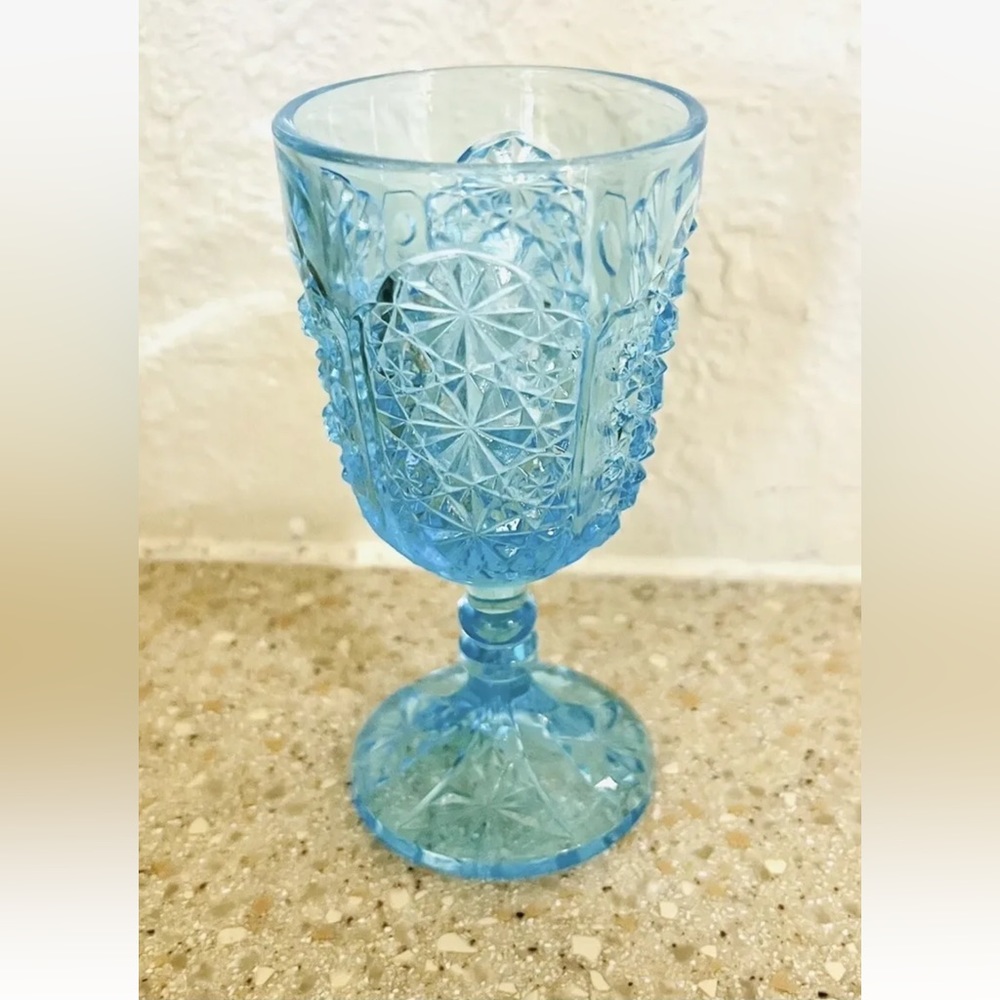 Vintage LG Wright Ice Blue Daisy & Button w/ Thumbprint Goblet